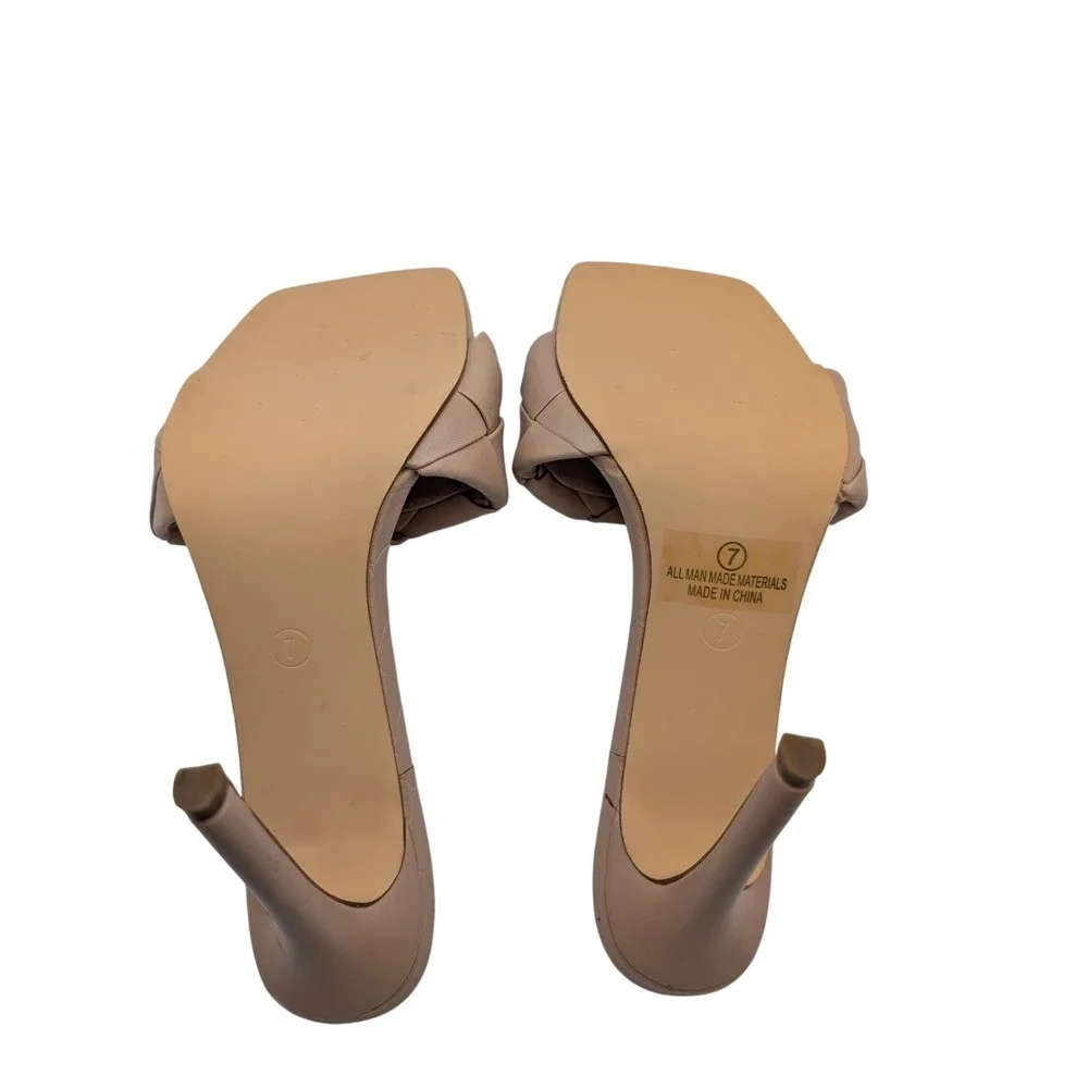 Oliviia Fargiano Women's Nude Woven Slide Heels Square Toe Stiletto‎ Size 7